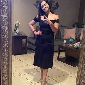 Bcbg maxazria off shoulder midi dress